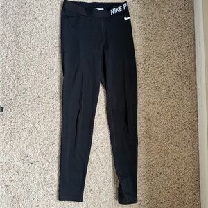 Nike Pro Women’s Size Small Black Leggings
